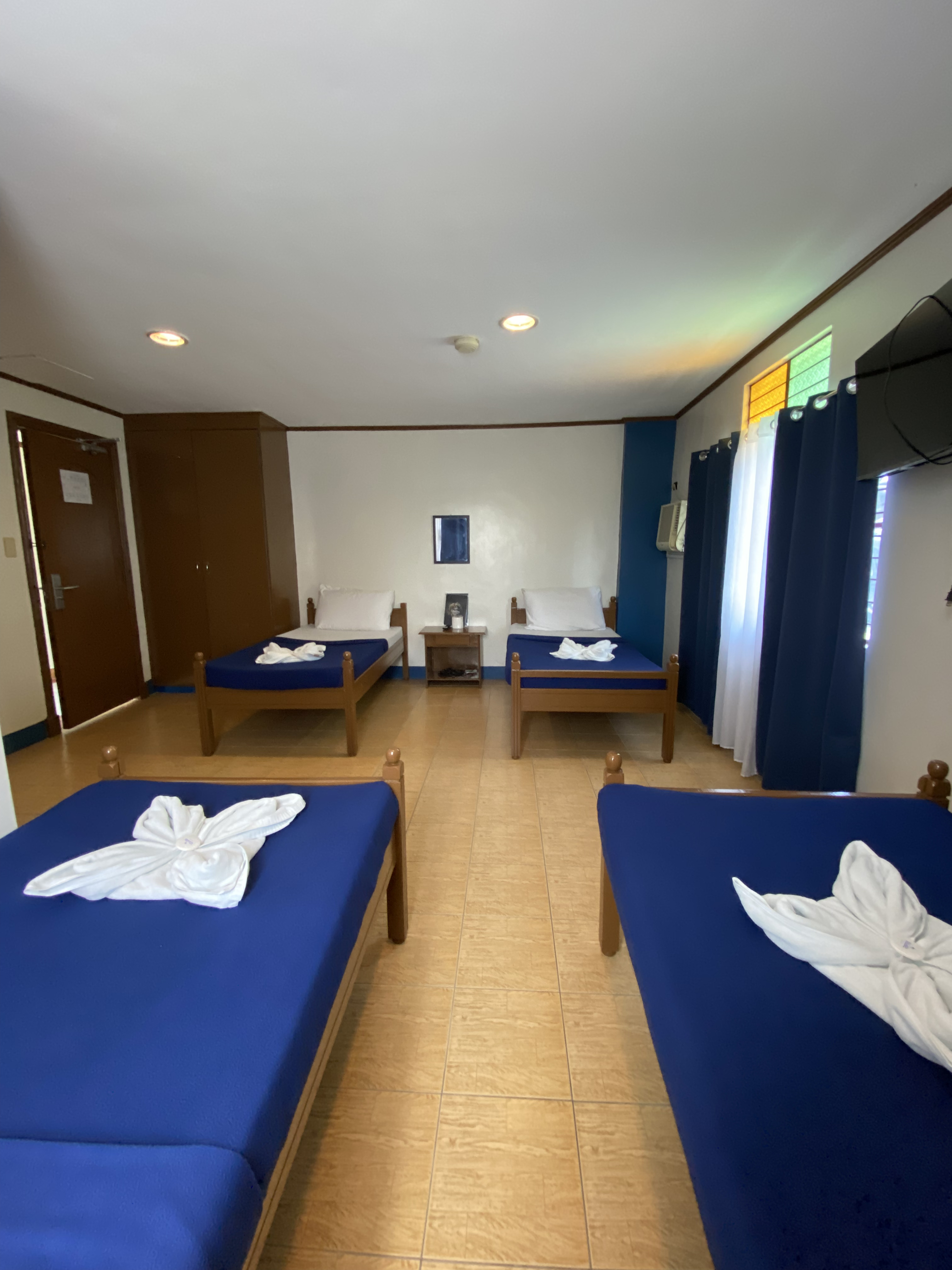 Family Room 1